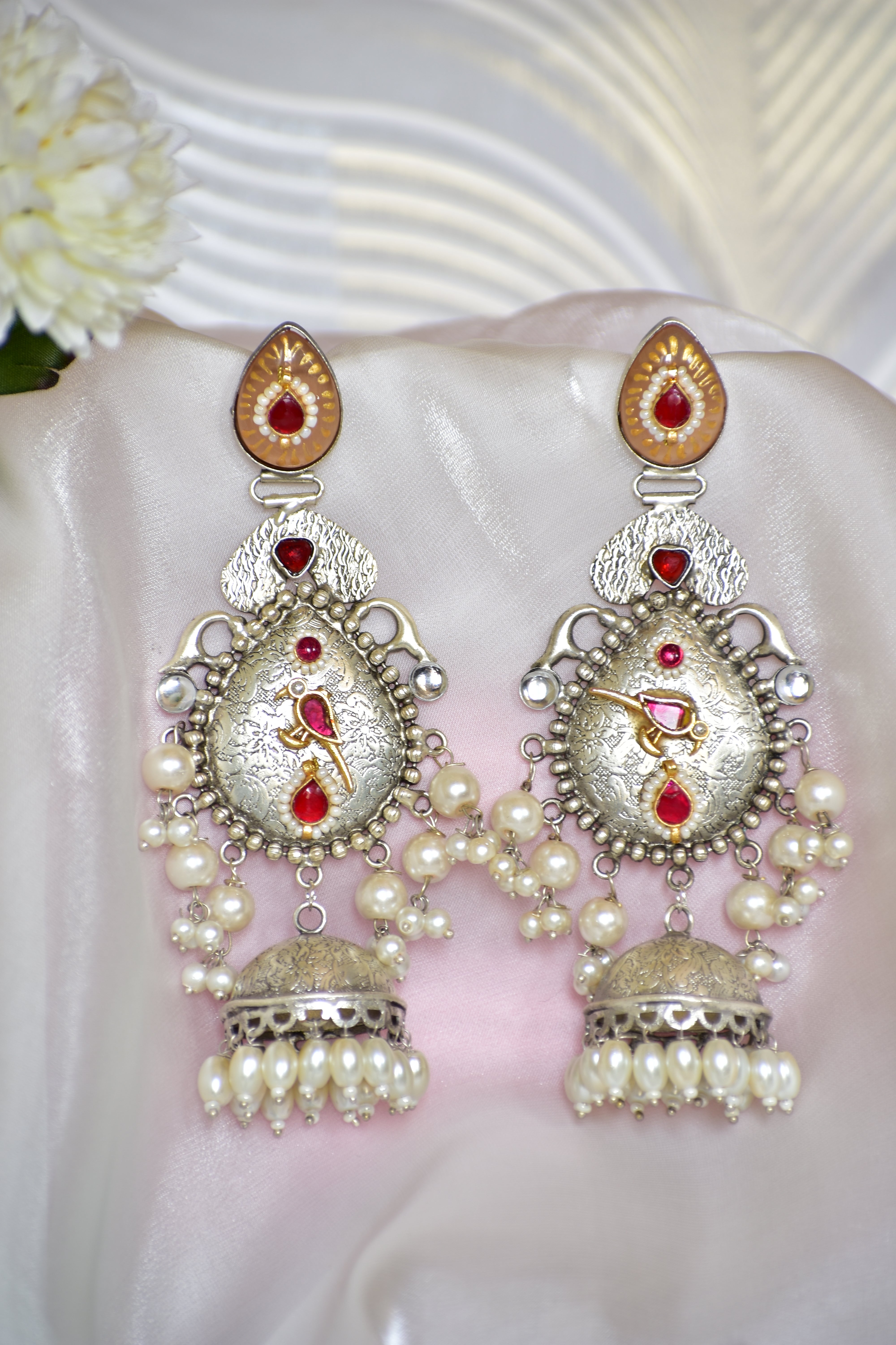 Raisa silver jhumka